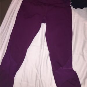 Like new purple crop leggings